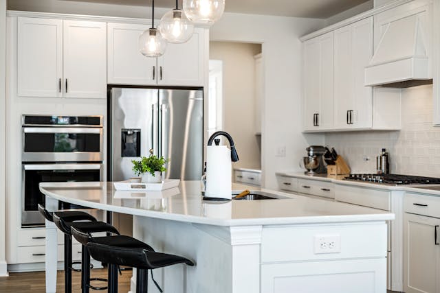 A beautiful white modern kitchen